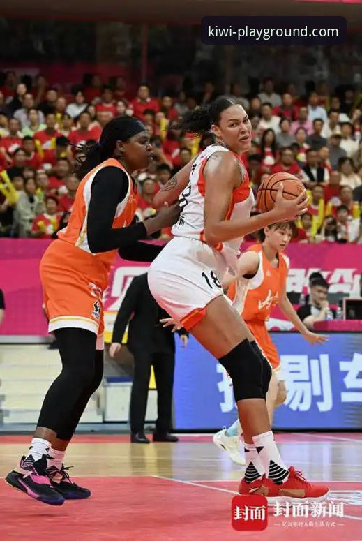 坎贝奇vs山西防线：四川女篮总决赛G1大胜背后的战术选择与平台观赛体验